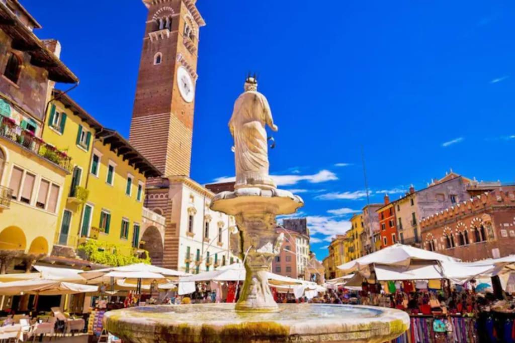 Maffeihouse 5 Min To Hospital Apartment Verona Bagian luar foto